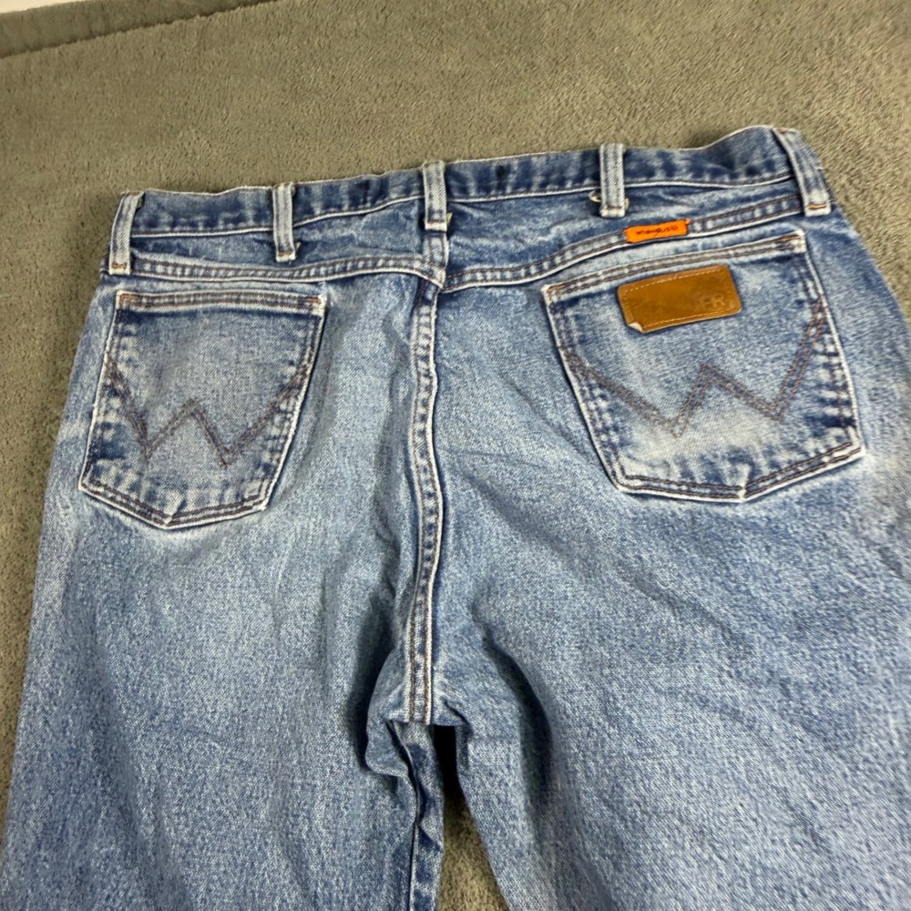 Wrangler FR13MWZ Flame Resistant Jeans Mens 36x32 Light Wash Original Fit HRC 2